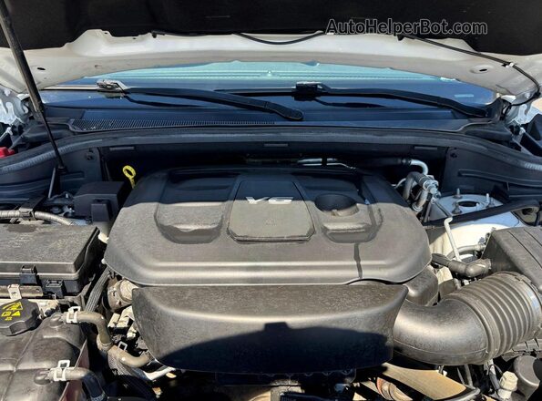 1C4RDJAG8JC462819 2018 DODGE DURANGO Белый Вид панели приборов
