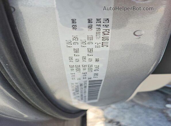 2C4RC1BG3JR233845 2018 CHRYSLER PACIFICA Silver Панорамний вид салону 360°