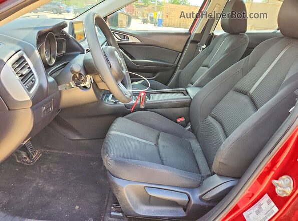 3MZBN1U76HM142270 2017 MAZDA 3 Red Vista del salpicadero