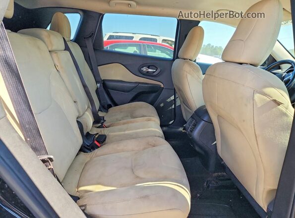 1C4PJLCB2GW135269 2016 JEEP CHEROKEE Черный Вид подкапотного пространства