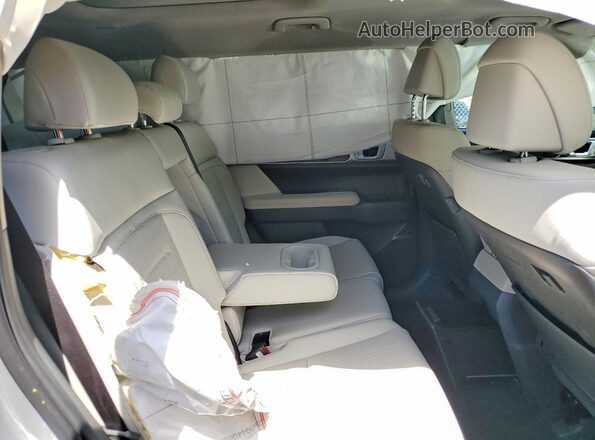 5NMP44GLXSH135161 2025 HYUNDAI SANTA Silver Widok komory silnika