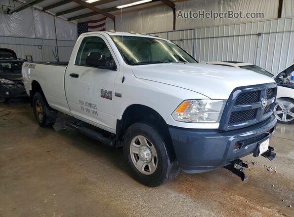 3C6MR5AJ9JG242172 2018 RAM 2500 White წინა ხედი