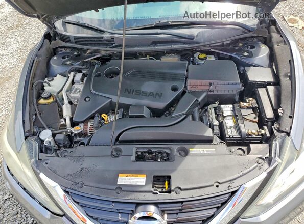 1N4AL3APXJC233981 2018 NISSAN ALTIMA Gray Widok komory silnika