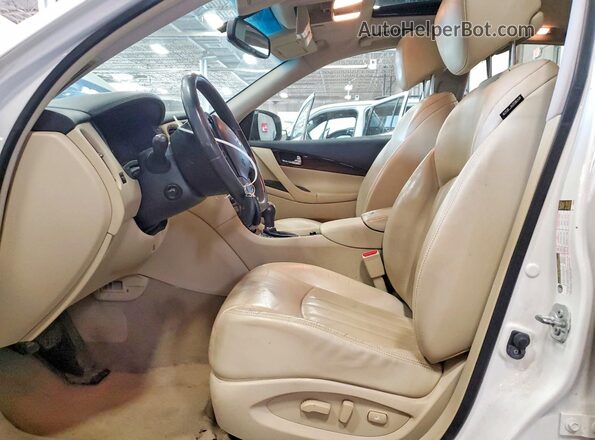 JN1BJ0RR8GM268873 2016 INFINITI QX50 Белый Вид панели приборов
