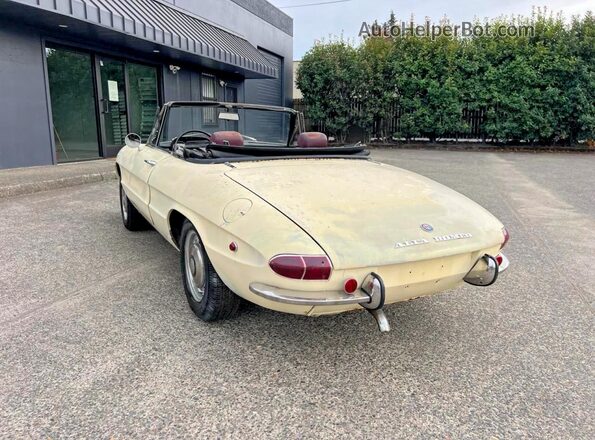 AR1480400 1969 ALFA ROMEO DUETTO Beige Front right