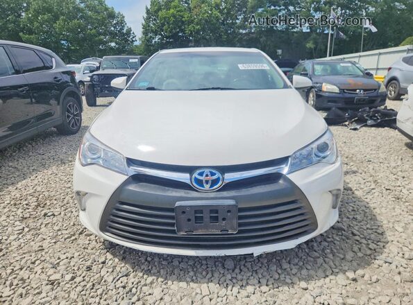 4T1BD1FK8HU217467 2017 TOYOTA CAMRY Белый Вид сзади