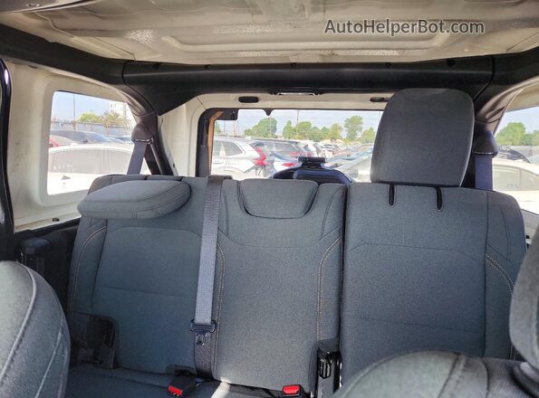 1C4PJXEN3SW574018 2025 JEEP WRANGLER Gray Вид задньої частини салону