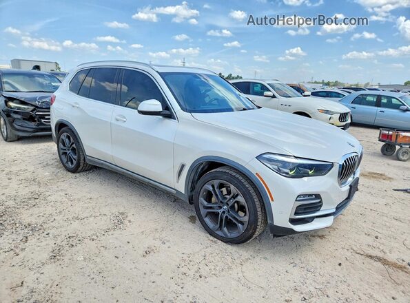 5UXCR6C57KLL13866 2019 BMW X5 White Вид спереду