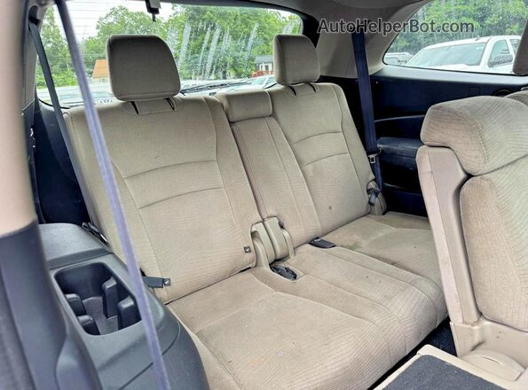 5FNYF6H30JB068059 2018 HONDA PILOT Красный Вид панели приборов
