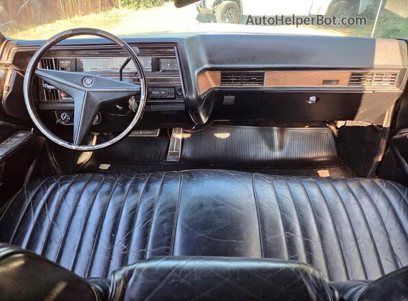 H9127961 1969 CADILLAC ELDORADO Желтый Вид панели приборов