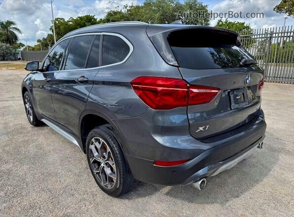 WBXJG7C0XL5P55560 2020 BMW X1 Gray Trasero derecho