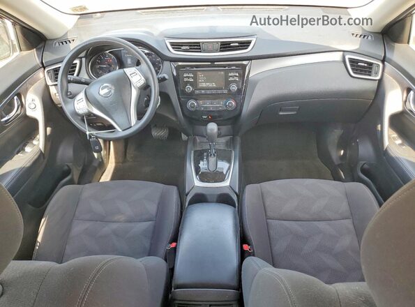 KNMAT2MV3GP627628 2016 NISSAN ROGUE Черный Вид щитка приборов