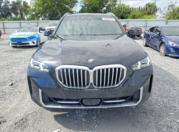 5UX13EU04R9S58824 2024 BMW X5 Black Rear view