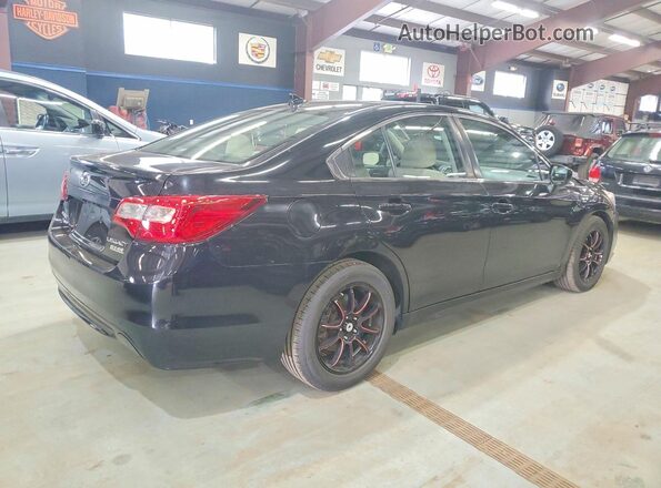 4S3BNAC66H3034728 2017 SUBARU LEGACY Черный Передняя правая четверть