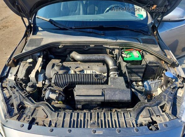 YV1612TK2G2392214 2016 VOLVO S60 Silver Vista del compartimento del motor
