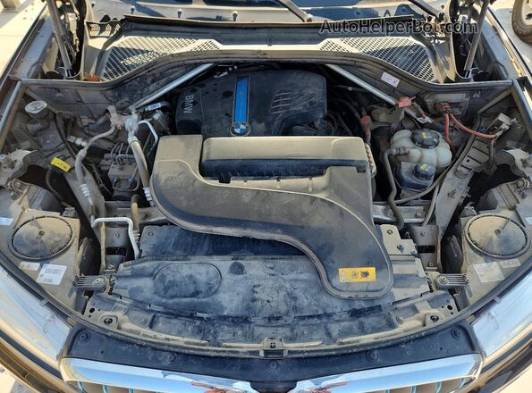 5UXKT0C55J0V99470 2018 BMW X5 Черный Вид наклейки с VIN-кодом