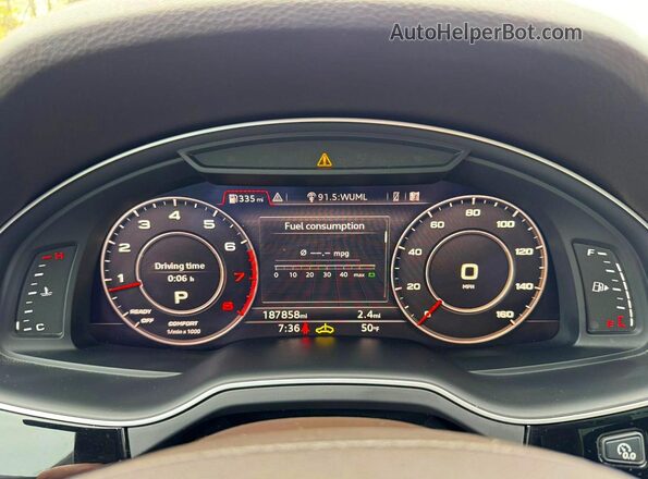 WA1LAAF7XHD031470 2017 AUDI Q7 Blue Instrument cluster view