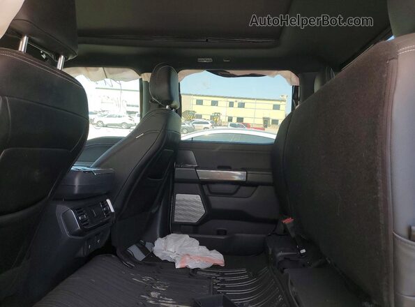 1FTFW1E50PKF33080 2023 FORD F150 White Вид задньої частини салону