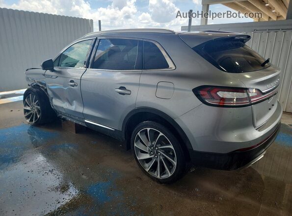 2LMPJ8KP6NBL16867 2022 LINCOLN NAUTILUS Silver Tył prawy