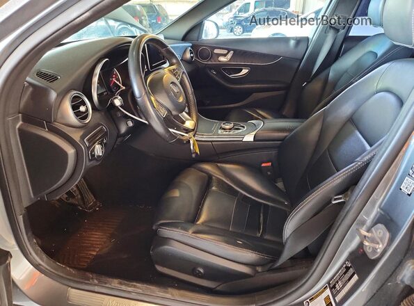 55SWF4HB0JU255609 2018 MERCEDES-BENZ C Gray Front interior view