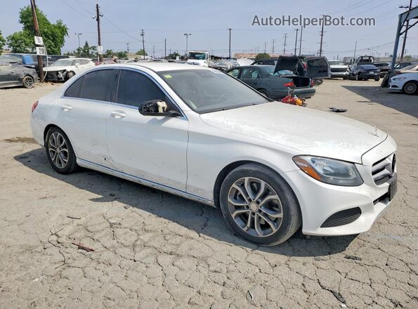 55SWF4JB0GU144092 2016 MERCEDES-BENZ C White Delantero derecho