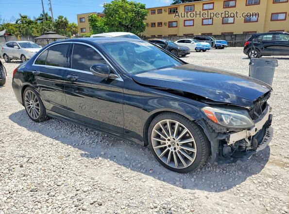 55SWF4JB0JU276454 2018 MERCEDES-BENZ C Black Przód prawy