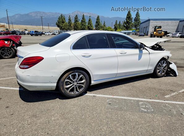 55SWF4JB1GU146367 2016 MERCEDES-BENZ C White Tył prawy