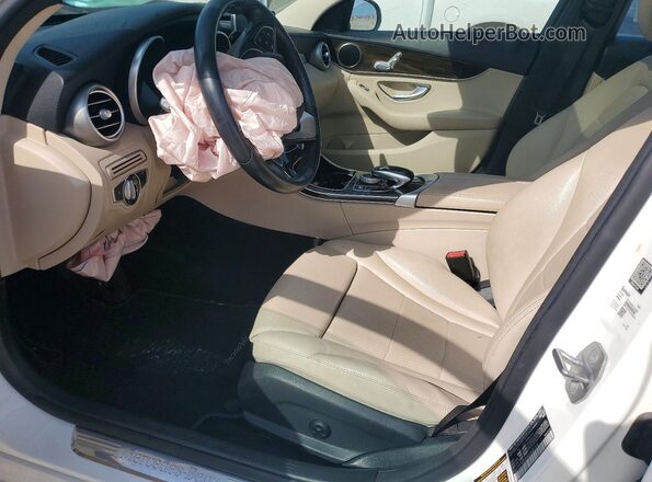 55SWF4JB1GU160706 2016 MERCEDES-BENZ C Белый Вид салона спереди