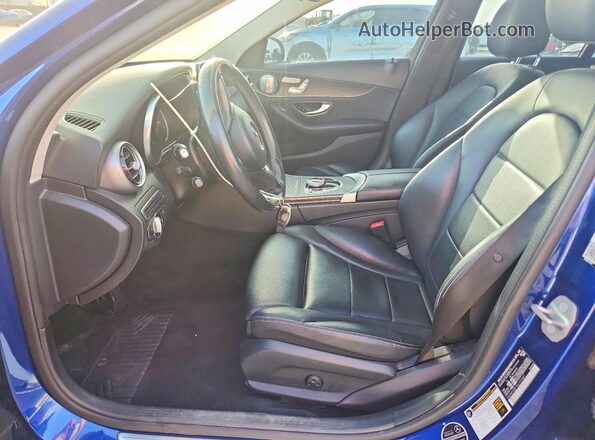 55SWF4JB1HU191441 2017 MERCEDES-BENZ C Blue Widok wnętrza z przodu