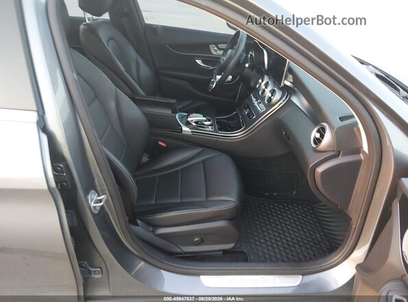 55SWF4JB1HU198082 2017 MERCEDES-BENZ C-CLASS Gray Vista interior delantera