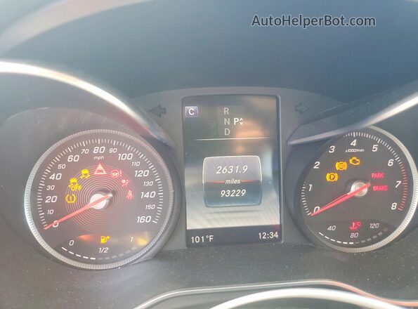 55SWF4JB1HU204236 2017 MERCEDES-BENZ C Black Սարքավորումների վահանակի տեսք