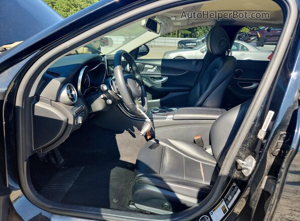 55SWF4JB1HU222851 2017 MERCEDES-BENZ C Black Front interior view