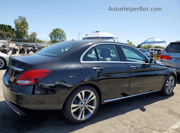 55SWF4JB1JU262403 2018 MERCEDES-BENZ C Черный Задняя правая четверть