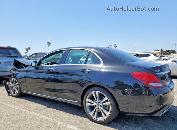 55SWF4JB1JU262403 2018 MERCEDES-BENZ C Черный Задняя левая четверть