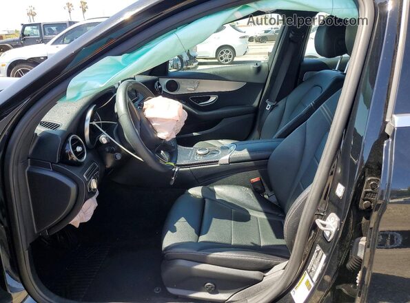 55SWF4JB1JU262403 2018 MERCEDES-BENZ C Черный Вид салона спереди