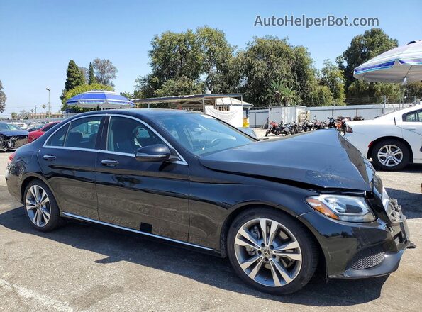 55SWF4JB1JU262403 2018 MERCEDES-BENZ C Черный Передняя правая четверть