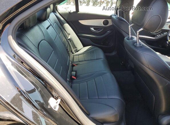 55SWF4JB1JU262403 2018 MERCEDES-BENZ C Черный Вид задних сидений