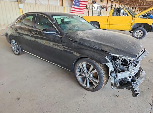 55SWF4JB2GU127990 2016 MERCEDES-BENZ C Black Передня права чверть