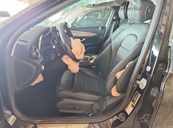 55SWF4JB2GU127990 2016 MERCEDES-BENZ C Black Вид салону спереду