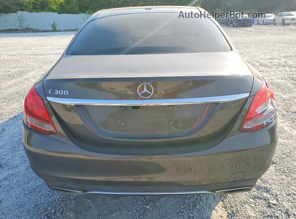 55SWF4JB2HU228125 2017 MERCEDES-BENZ C Tan Вид ззаду