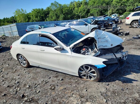 55SWF4JB2HU233681 2017 MERCEDES-BENZ C White Delantero derecho