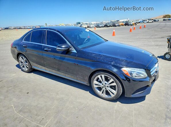 55SWF4JB2JU273880 2018 MERCEDES-BENZ C Black Передня права чверть
