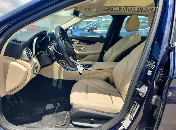 55SWF4JB2JU276021 2018 MERCEDES-BENZ C-CLASS Синий Вид салона спереди