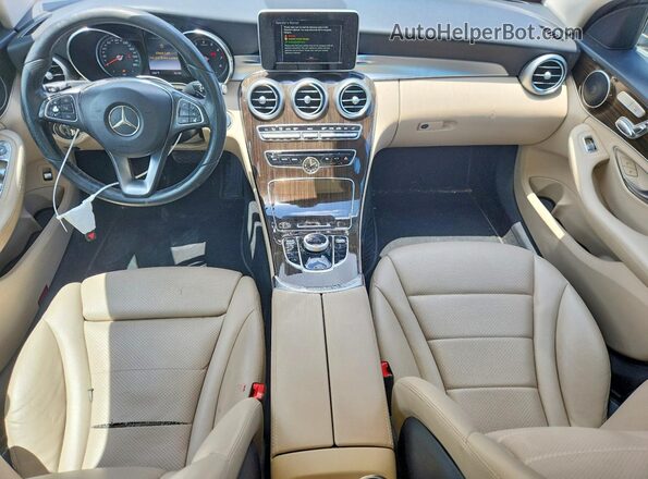 55SWF4JB2JU276021 2018 MERCEDES-BENZ C-CLASS Синий Вид панели приборов
