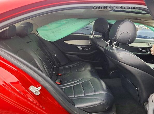 55SWF4JB3GU118893 2016 MERCEDES-BENZ C Бордовый Вид задних сидений