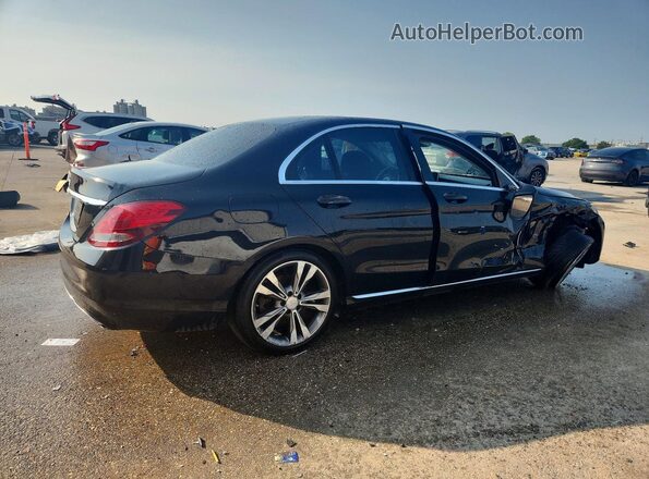 55SWF4JB3HU190758 2017 MERCEDES-BENZ C Black Tył prawy