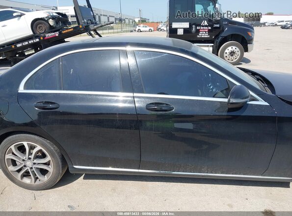 55SWF4JB3HU196799 2017 MERCEDES-BENZ C-CLASS Черный Вид задней части салона