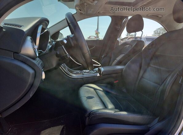 55SWF4JB3JU257591 2018 MERCEDES-BENZ C Silver Widok wnętrza z przodu