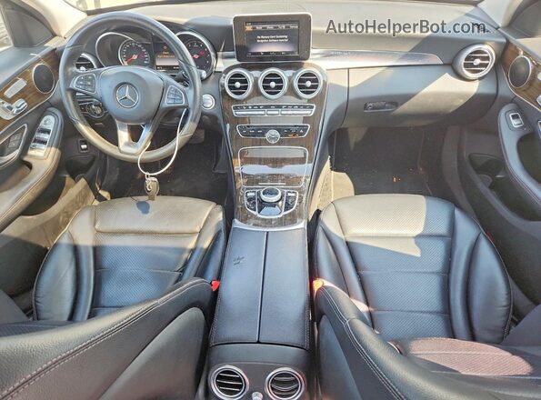 55SWF4JB3JU257591 2018 MERCEDES-BENZ C Silver Widok deski rozdzielczej