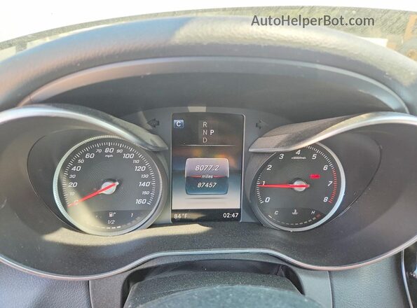 55SWF4JB3JU257591 2018 MERCEDES-BENZ C Silver Widok zestawu wskaźników